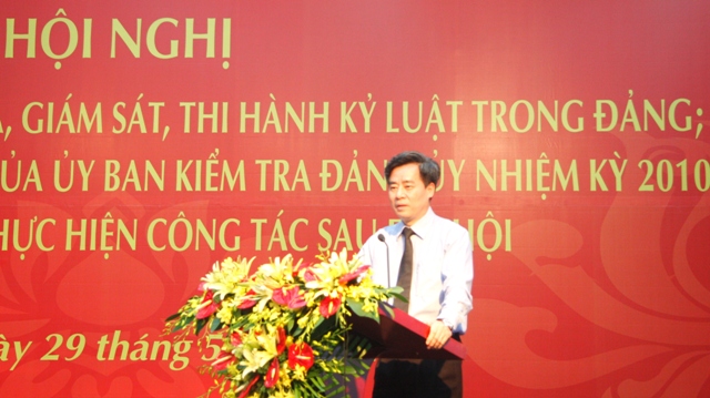 Đồng chí Nguyễn Quang Dương, Phó Bí thư Thường trực Đảng ủy Khối phát biểu chỉ đạo tại Hội nghị.