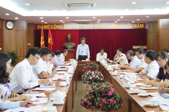 Đồng chí Nguyễn Quang Dương - Phó Bí thư Thường trực Đảng ủy Khối DNTW phát biểu kết luận buổi làm việc