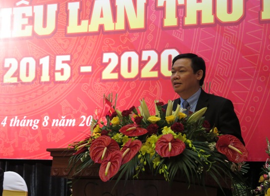 Đồng chí Vương Đình Huệ - Ủy viên Trung ương Đảng, Trưởng Ban Kinh tế Trung ương phát biểu tại Đại hội