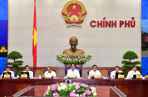 Thủ tướng Nguyễn Tấn Dũng đề nghị các bộ, ngành đặc biệt quan tâm đến công tác xây dựng pháp luật, đảm bảo tiến độ của các dự án luật, pháp lệnh
