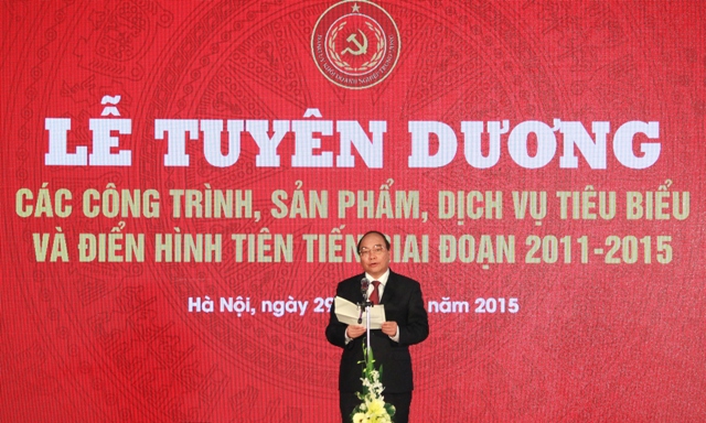 Đồng chí Nguyễn Xuân Phúc, Ủy viên