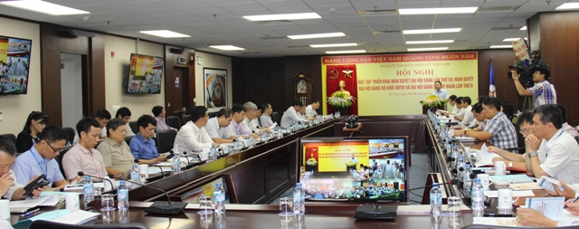 Các đại biểu tham dự Hội nghị tại điểm cầu Trụ sở Tập đoàn Điện lực Việt Nam.