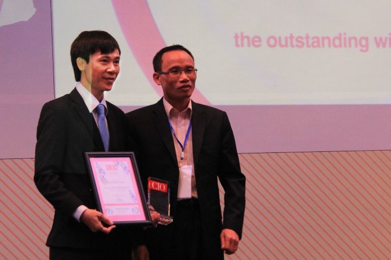 Ông Nguyễn Đức Hạnh nhận giải thưởng Lãnh đạo CNTT tiêu biểu Đông Nam Á lần thứ 12