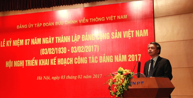 Đồng chí Trần Mạnh Hùng, Ủy viên Ban chấp hành Đảng bộ Khối Doanh nghiệp Trung ương, Bí thư Đảng ủy, Chủ tịch Hội đồng thành viên Tập đoàn VNPT phát biểu tại buổi lễ.