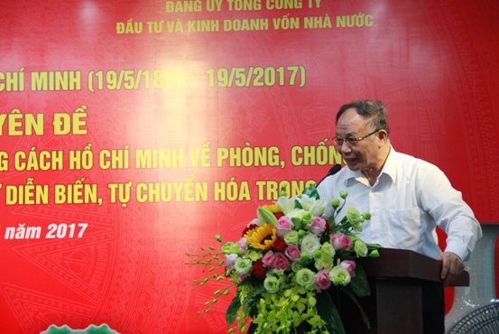GS.TSKH Hoàng Chí Bảo truyền đạt những nội dung của Chuyên đề năm 2017