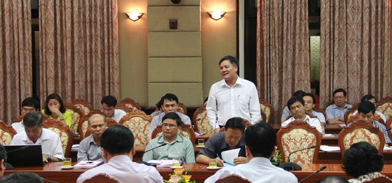 Đại biểu của Đảng bộ Khối Doanh nghiệp Trung ương tham luận tại Hội thảo.