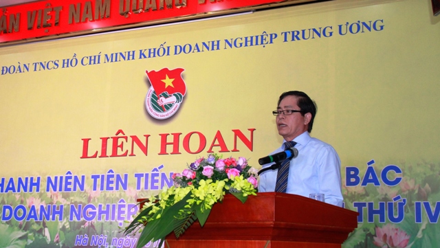 Đồng chí Phạm Viết Thanh, Bí thư Đảng ủy Khối phát biểu tại Liên hoan.