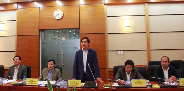 Đồng chí Phạm Viết Thanh - Ủy viên Trung ương Đảng, Bí thư Đảng ủy Khối phát biểu tại buổi làm việc.