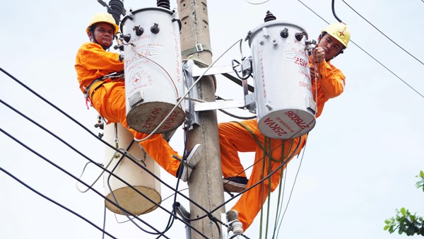 Bảo đảm hệ thống hiện lưới điện vận hành an toàn, ổn định là một trong những nhiệm vụ quan trọng
