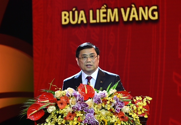 Đồng chí Phạm Minh Chính - Ủy viên Bộ Chính trị, Bí thư Trung ương Đảng, Trưởng Ban Tổ chức Trung ương phát động Giải Búa liềm vàng năm 2018.