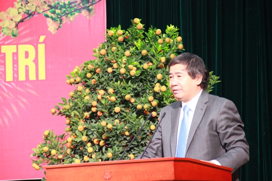 Đồng chí Trần Hữu Bình – Phó Bí thư thường trực Đảng ủy Khối Doanh nghiệp Trung ương báo cáo kết quả của Đảng bộ Khối DNTW năm 2017
