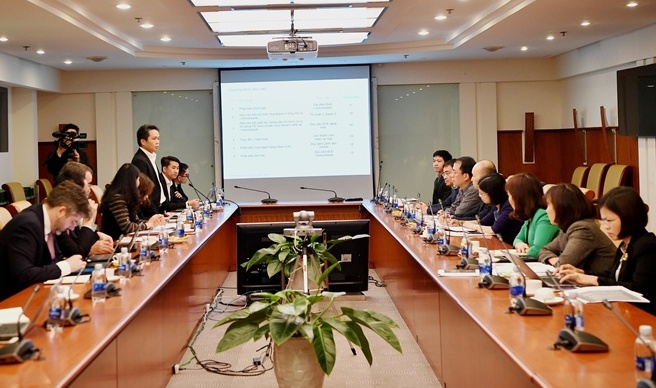 Ủy viên HĐQT, Phó trưởng Ban thường trực Ban Triển khai Chương trình Basel II của Vietcombank Nguyễn Mạnh Hùng phát biểu tại hội thảo