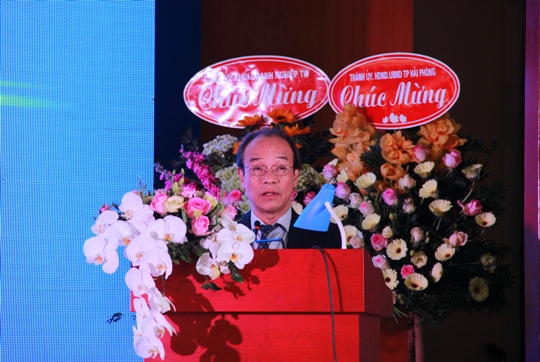 Đồng chí Bùi Ngọc Bảo - Bí thư Đảng ủy, Chủ tịch HĐQT Petrolimex phát biểu tại buổi lễ