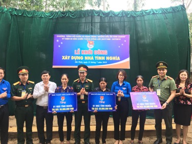 Đoàn Khối DNTW tặng 01 Nhà tình nghĩa tại huyện Nghi Xuân, tinh Hà Tĩnh