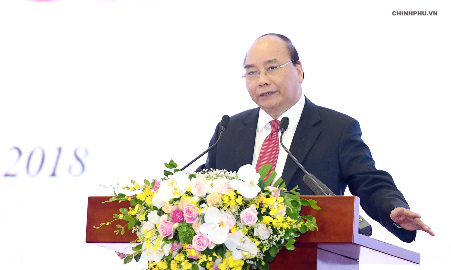 Thủ tướng Nguyễn Xuân Phúc phát biểu tại Lễ ra mắt Ủy ban Quản lý vốn nhà nước. 