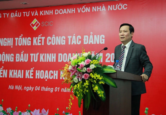 Đồng chí Phạm Tấn Công - Phó Bí thư Thường trực Đảng ủy Khối Doanh nghiệp Trung ương phát biểu tại Hội nghị