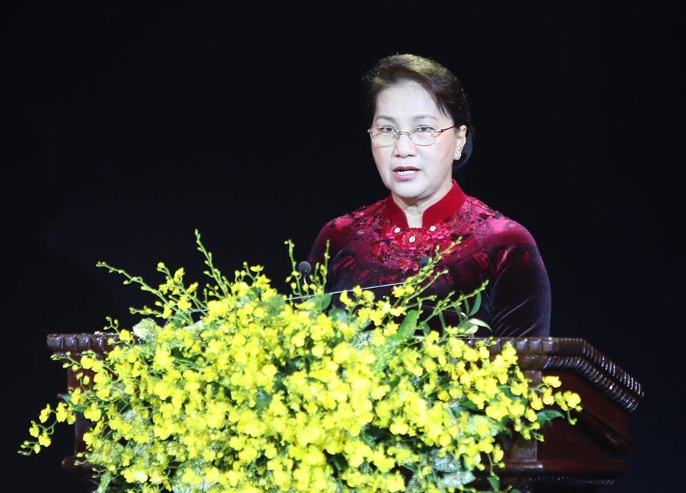 Chủ tịch Quốc hội Nguyễn Thị Kim Ngân phát biểu tại Lễ trao giải.