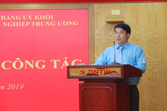 Đồng chí Y Thanh Hà Niê Kđăm - Bí thư Đảng ủy Khối DNTW phát biểu tại Lễ ký kết.