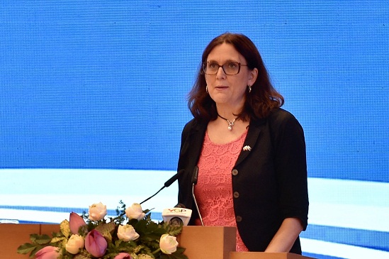 Bà Cecilia Malmström, Cao ủy Thương mại EU phát biểu.