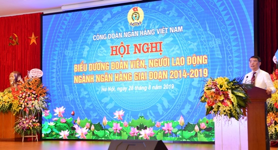 Thống đốc NHNN Lê Minh Hưng phát biểu tại Hội nghị.
