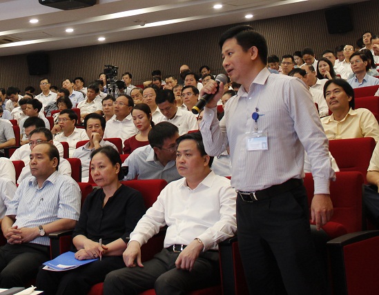 Đại biểu Đảng bộ Tập đoàn Bưu chính Viễn thông Việt Nam thảo luận tại Hội nghị.