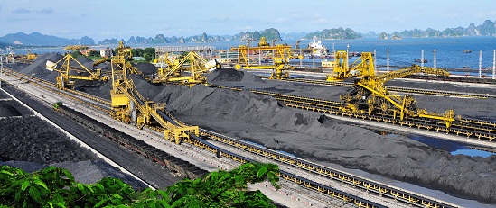Mặt bằng sản xuất xanh – sạch – hiện đại tại mỏ than Hà Lầm.