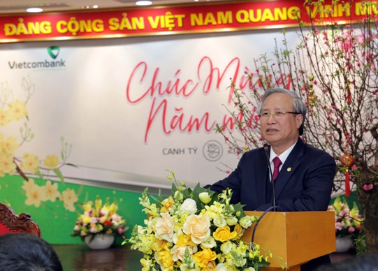 Đồng chí Trần Quốc Vượng - Ủy viên Bộ chính trị, Thường trực Ban Bí thư Trung ương Đảng phát biểu chúc Tết Vietcombank.