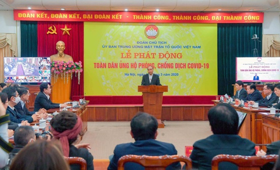 Thủ tướng Nguyễn Xuân Phúc phát biểu tại Lễ phát động toàn dân chung tay phòng, chống dịch COVID-19.