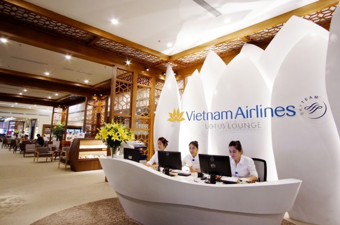 Nhằm phòng chống dịch bệnh Covid-19, tiếp tục tăng cường các giải pháp hạn chế nguy cơ lây nhiễm, Vietnam Airlines thông báo từ 15h00 ngày 30/3/2020, Hãng tạm ngừng cung cấp dịch vụ vào Phòng khách Bông Sen/Phòng khách hạng Thương gia cho hành khách tại các sân bay trong nước.