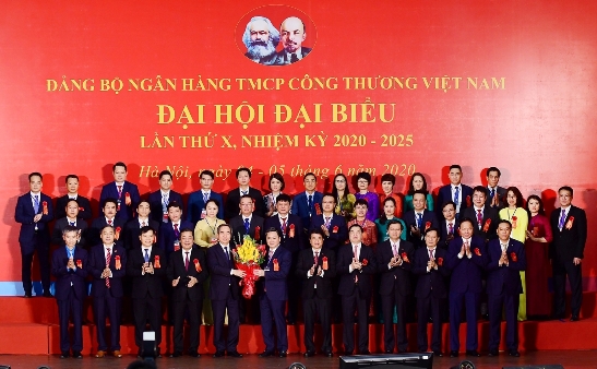 Ra mắt Ban Chấp hành Đảng bộ Ngân hàng TMCP Công thương Việt Nam nhiệm kỳ 2020 - 2025 tại Đại hội 