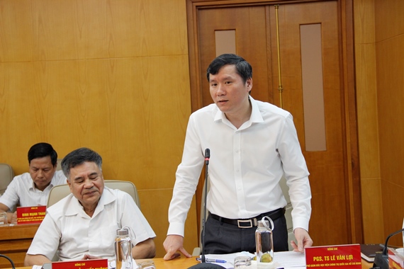PGS.TS Lê Văn Lợi, Phó Giám đốc Học viện Chính trị Quốc gia Hồ Chí Minh tham gia ý kiến vào dự thảo Báo cáo chính trị Đại hội Đảng bộ Khối Doanh nghiệp Trung ương lần thứ III, nhiệm kỳ 2020 – 2025.