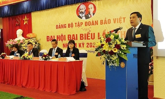 Đồng chí Hoàng Giang - Phó Bí thư Đảng ủy Khối Doanh nghiệp Trung ương phát biểu tại Hội nghị.