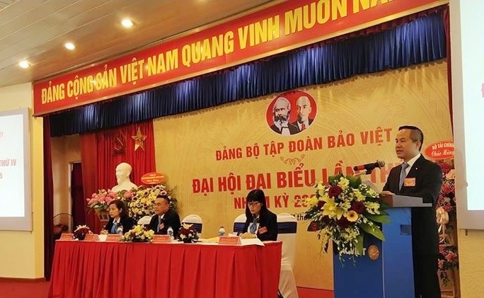 Đồng chí Đào Đình Thi - Bí thư Đảng ủy, Chủ tịch HĐQT Tập đoàn Bảo Việt báo cáo kiểm điểm BCH Đảng bộ nhiệm kỳ 2015 - 2020.