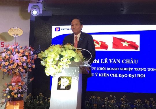 Đồng chí Lê Văn Châu - Phó Bí thư Đảng ủy Khối Doanh nghiệp Trung ương phát biểu tại Đại hội.