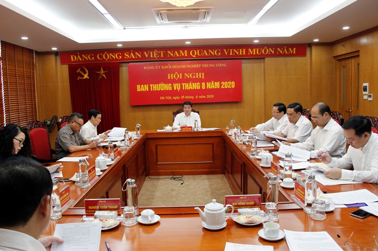 Đồng chí Y Thanh Hà Niê Kđăm - Bí thư Đảng ủy Khối Doanh nghiệp Trung ương chủ trì Hội nghị.
