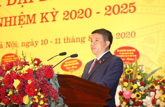 Đồng chí Y Thanh Hà Niê Kđăm - Bí thư Đảng ủy Khối Doanh nghiệp Trung ương phát biểu chỉ đạo Đại hội.