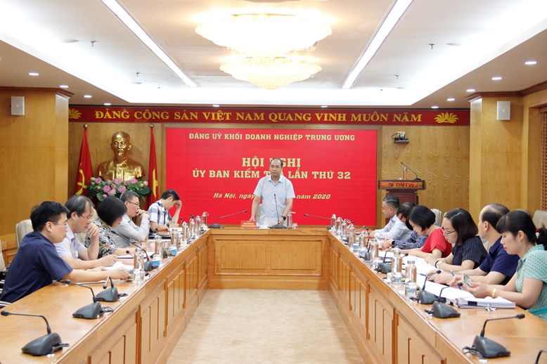 Đồng chí Đặng Hùng Minh, Ủy viên Ban Thường vụ, Chủ nhiệm Ủy ban Kiểm tra Đảng ủy Khối chủ trì kỳ họp.