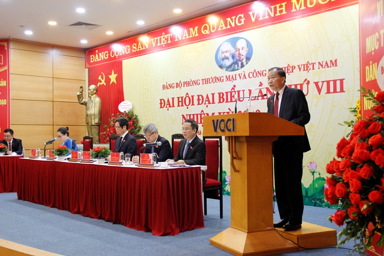 Đồng chí Hoàng Quang Phòng - Bí thư Đảng ủy, Phó Chủ tịch Phòng Thương mại và Công nghiệp Việt Nam khai mạc Đại hội