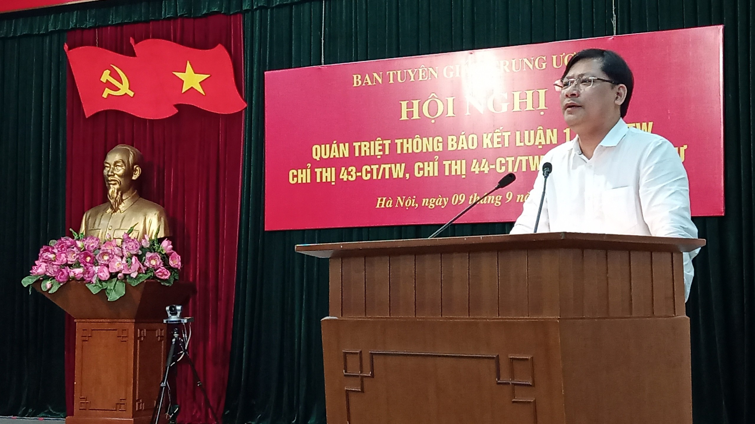 Tại Hội nghị quán triệt thông báo Kết luận số 173-TB/TW ngày 6/4/2020 của Ban Bí thư, Tổng giám đốc Tổng công ty Chu Quang Hào nhấn mạnh, công tác phát hành báo và tạp chí của Đảng là một trong những nhiệm vụ chính trị quan trọng của Bưu điện Việt Nam.