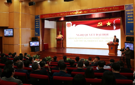 Đồng chí Nguyễn Trung Hiếu - Trưởng Ban Tuyên giáo Đảng ủy Khối Doanh nghiệp Trung ương đã quán triệt những nội dung cơ bản của Nghị quyết đại biểu Đảng bộ Khối Doanh nghiệp Trung ương lần thứ III, nhiệm kỳ 2020 - 2025