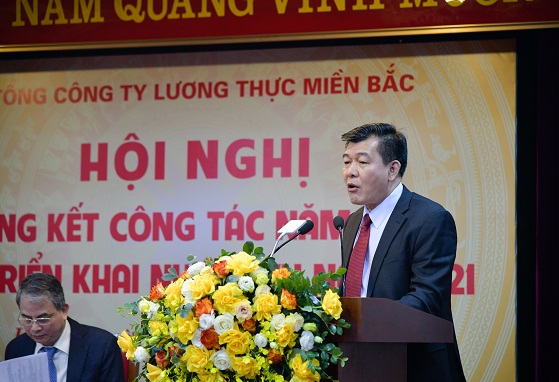 Đồng chí Nguyễn Đức Phong, Phó Bí thư Đảng ủy Khối DNTW phát biểu chỉ đạo tại Hội nghị.