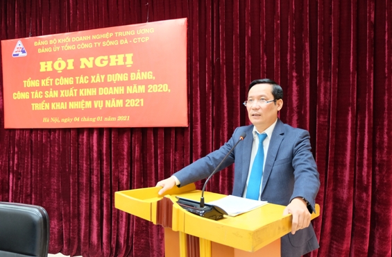Đồng chí Phạm Tấn Công – Phó Bí thư thường trực Đảng ủy Khối Doanh nghiệp Trung ương phát biểu chỉ đạo tại Hội nghị.