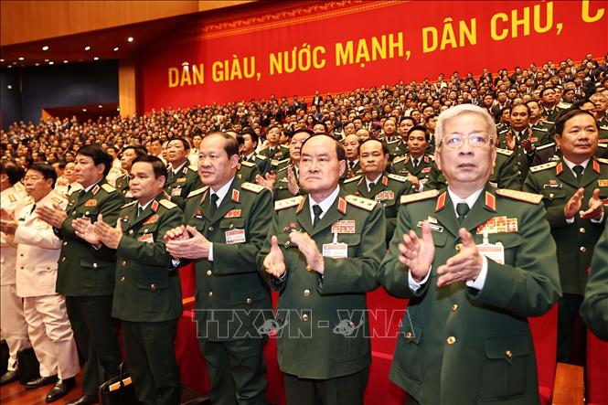 Các đại biểu Đoàn Đảng bộ Quân đội tham dự phiên họp trù bị Đại hội XIII của Đảng.