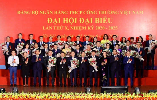 Ban chấp hành Đảng bộ NHCT Việt Nam khóa X, nhiệm kỳ 2020-2025 ra mắt Đại hội