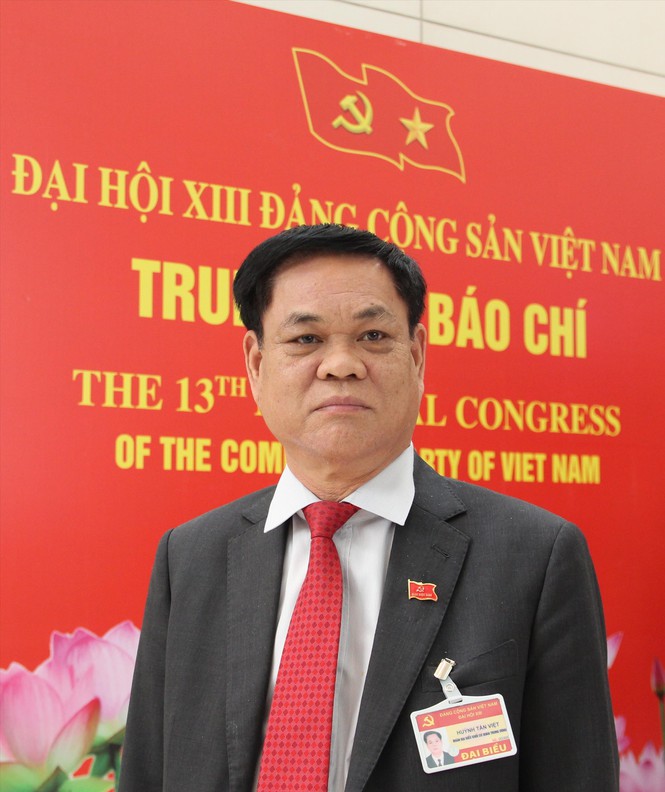 Đại biểu Huỳnh Tấn Việt, Ủy viên Trung ương Đảng, Bí thư Đảng ủy Khối các Cơ quan Trung ương.