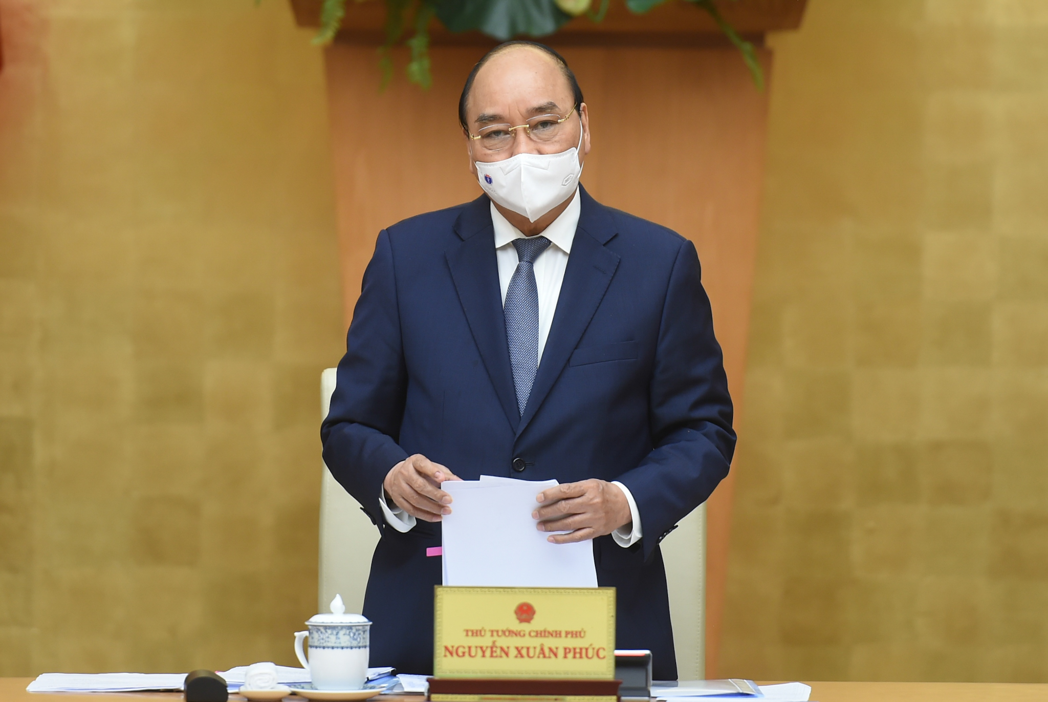 Thủ tướng Nguyễn Xuân Phúc kết luận cuộc họp giao ban của Thường trực Chính phủ về tình hình Tết và phòng chống COVID-19.