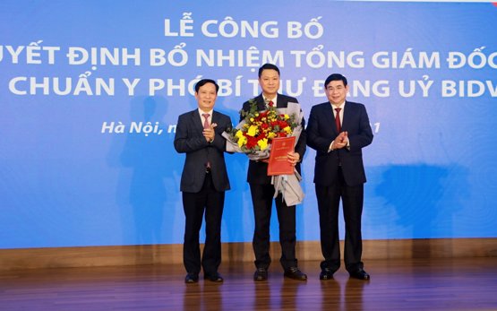 Đồng chí Phạm Tấn Công - Phó Bí thư thường trực Đảng ủy Khối Doanh nghiệp Trung ương phát biểu tại Hội nghị.