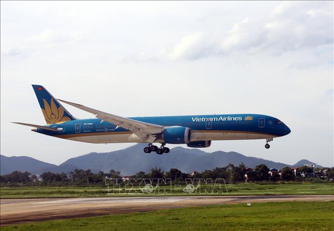 Phục vụ cao điểm hè 2021, Vietnam Airlines đồng loạt mở rộng mạng bay nội địa kết nối các địa phương với những điểm du lịch nổi tiếng.