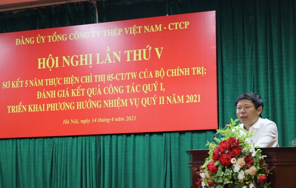 Đồng chí Nguyễn Đình Phúc - Phó Bí thư phụ trách Đảng bộ, Thành viên HĐQT, Tổng giám đốc Tổng công ty Thép Việt Nam-CTCP phát biểu kết luận Hội nghị.