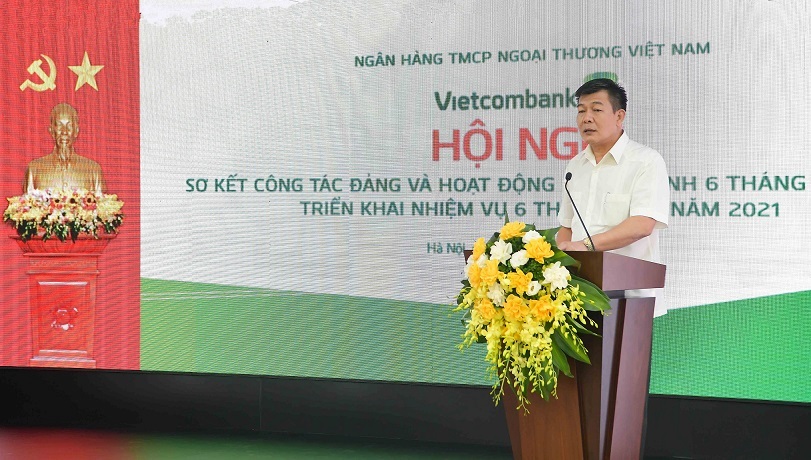 Đồng chí  Nguyễn Đức Phong - Phó Bí thư Đảng ủy Khối Doanh nghiệp Trung ương phát biểu chỉ đạo tại Hội nghị.